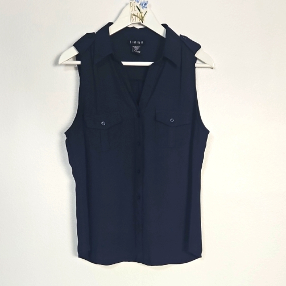 Timing Women's Navy Sleeveless Button Down Shirt